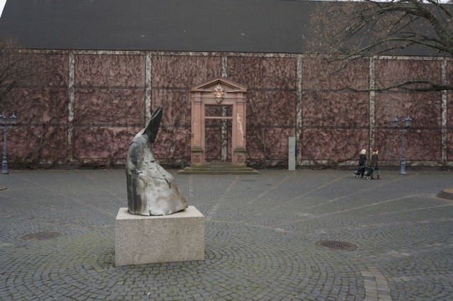 Mainz 4. © 2013 Ralph Grizzle